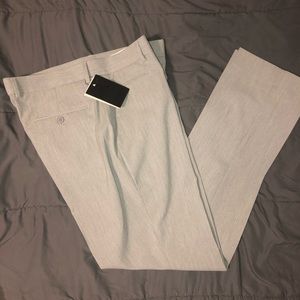 Slim Pant in Pale Gray
